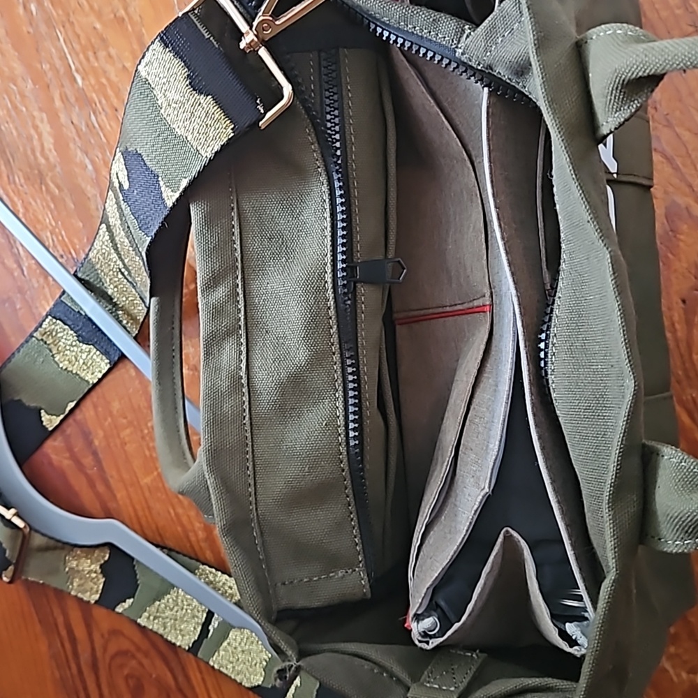 BAG - Picture 4 of 8